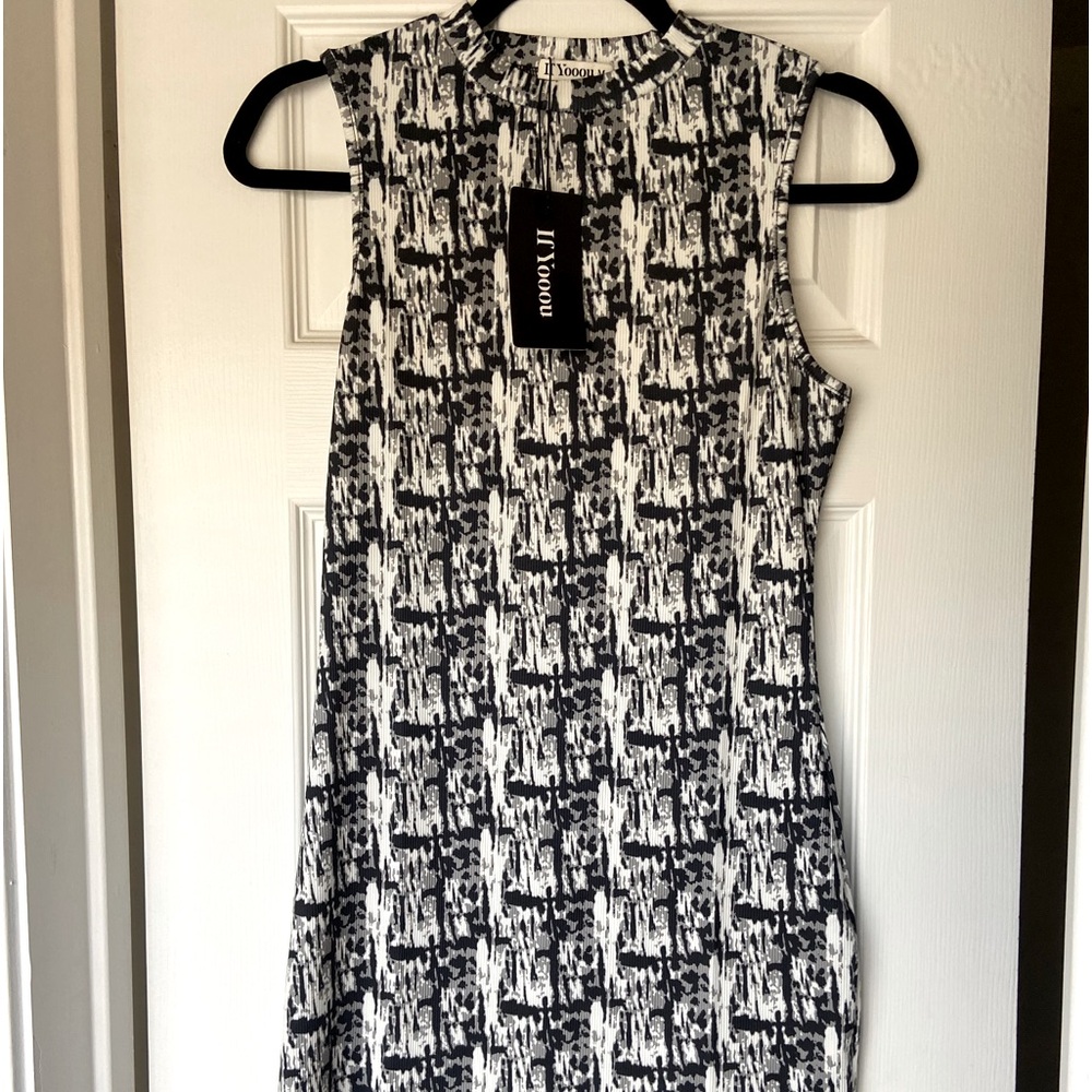 Short Sleeves black white and grey dress
